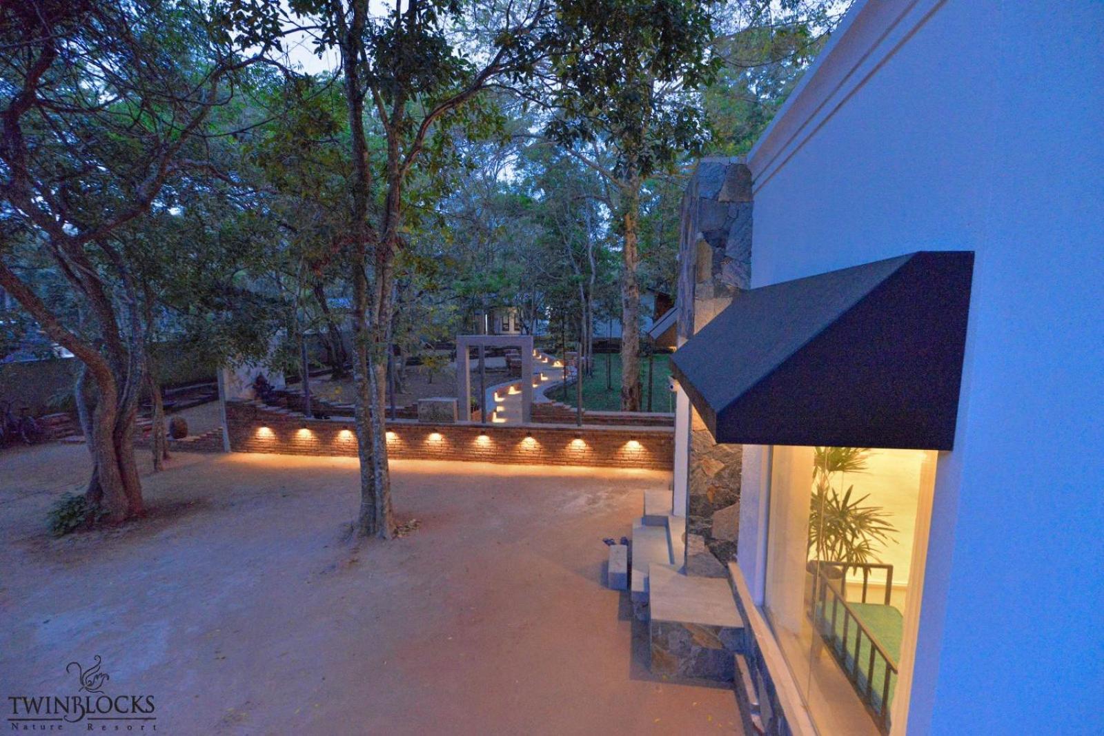 Twin Blocks Nature Resort Anuradhapura Ngoại thất bức ảnh